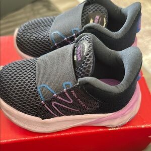 New Balance Navy Blue and Purple Sneakers with Slip-On Design